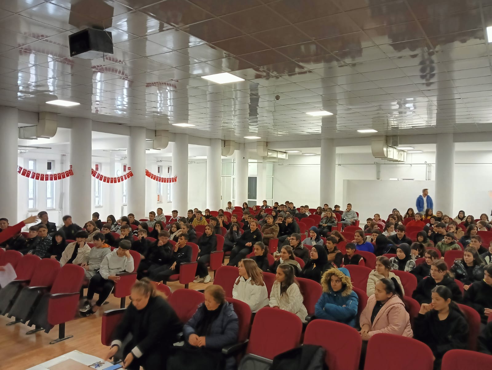 Sabahattin Zaim Sosyal Bilimler Lisesi